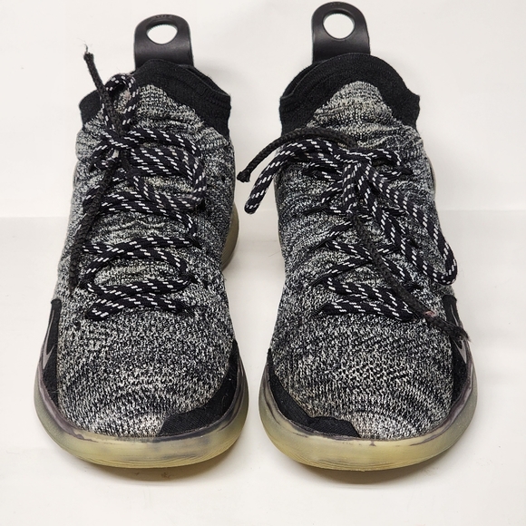 Nike Zoom KD 11 Still KD Flyknit Kevin Durant Basketball Shoes (Men's 8, black) - Picture 3 of 12